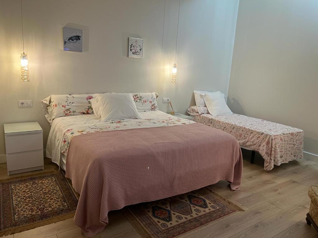 Senderos De La Alhambra Guest House La Zubia  Luaran gambar